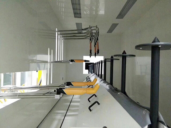 地轨式喷粉线.jpg